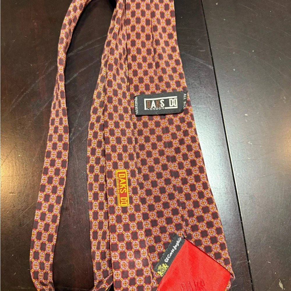 Daks London‎ Red and Black Patterned Men's Tie 60” long Silk